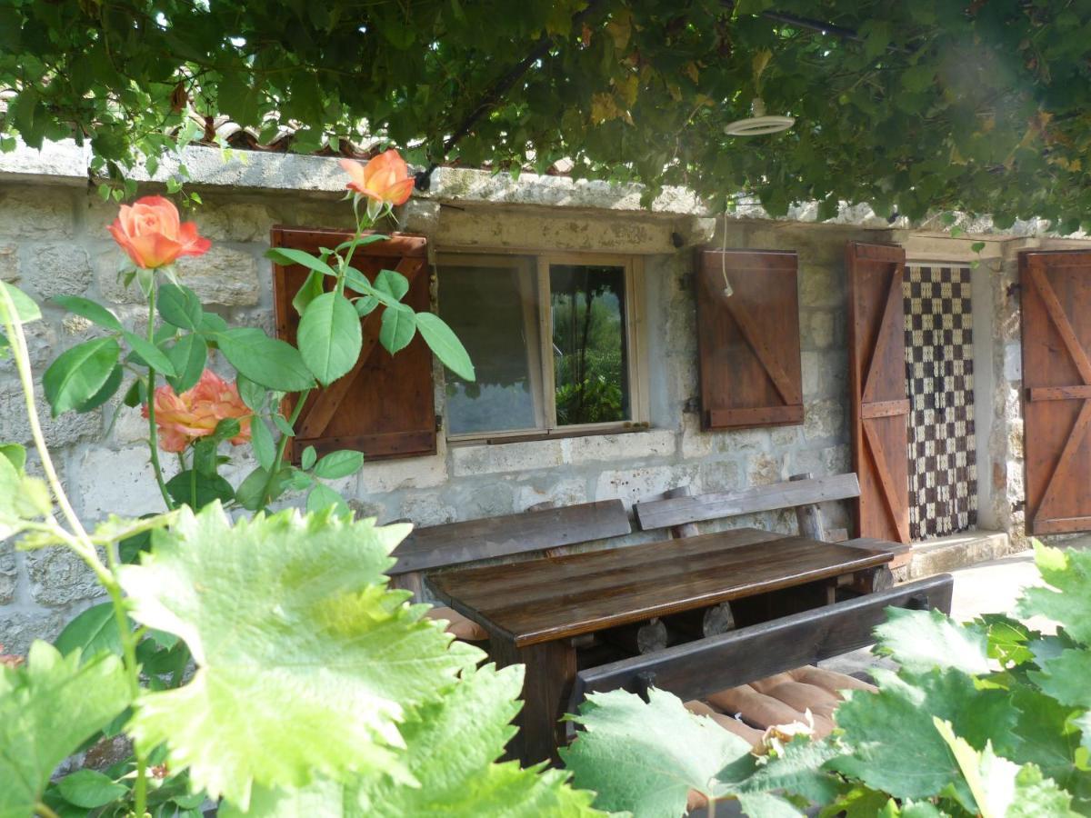Country House Speedy Комижа Экстерьер фото
